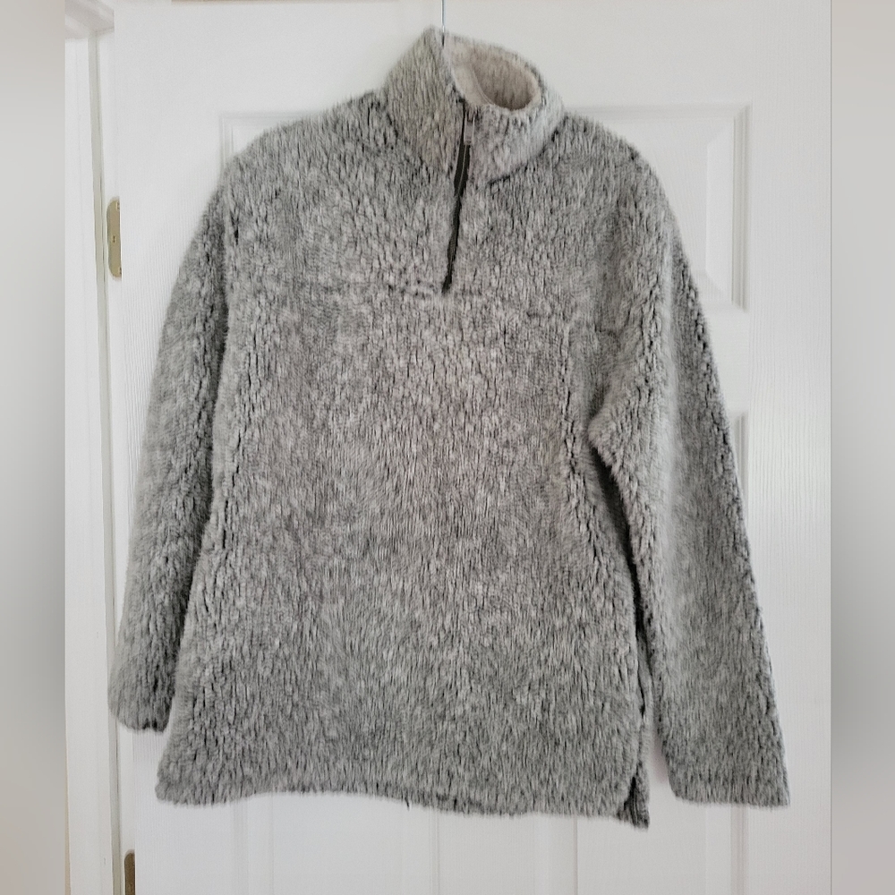 Coffee Shop Med Green sherpa pullover